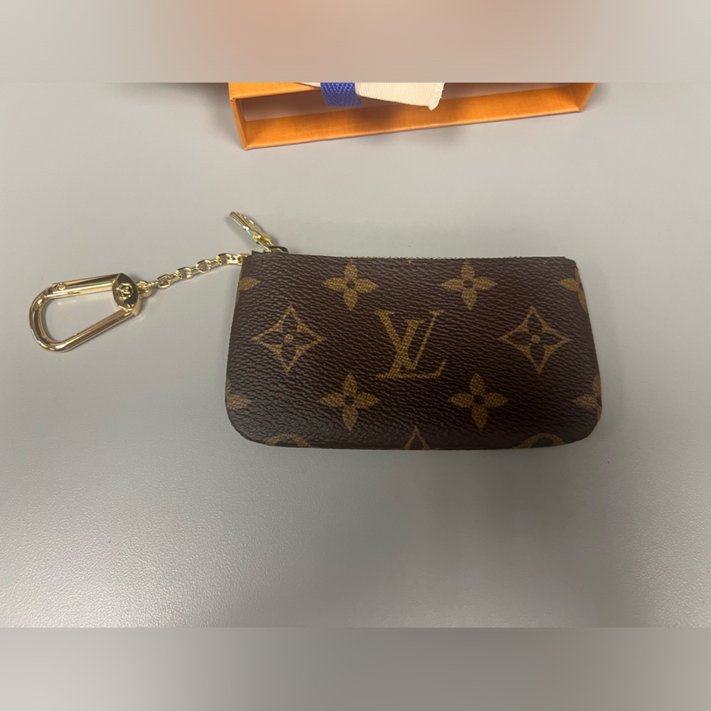 NIB Made in France Louis Vuitton Key Pouch Monogram